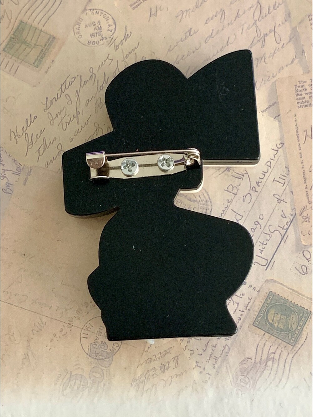Chic Retro Black & White Lady Brooch with Stylish Hat and Scarf - Picture 2 of 3